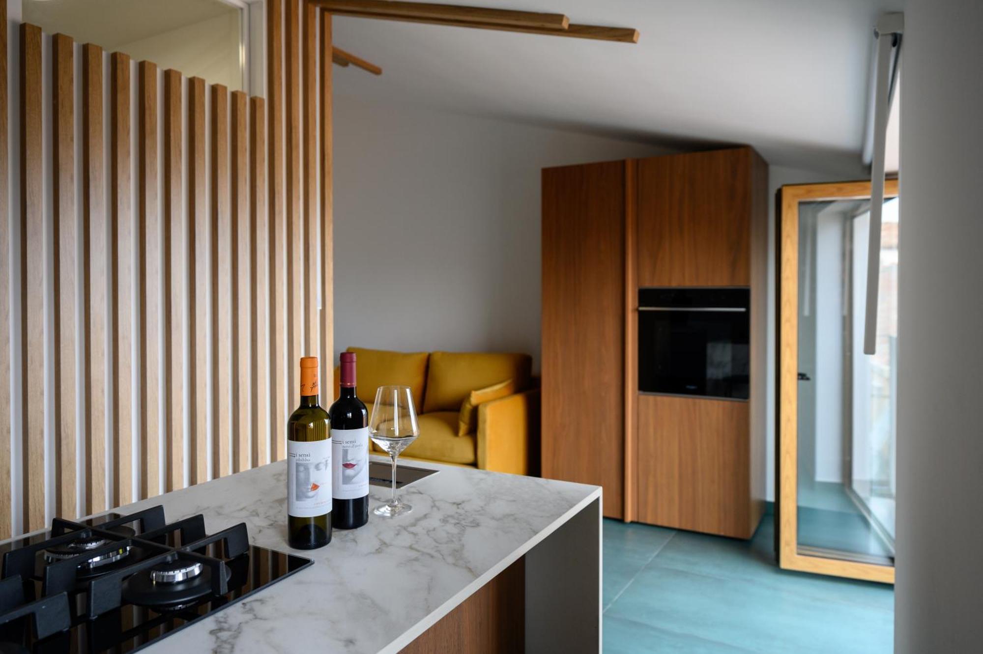 Vetriera41 Apartman Castelbuono Kültér fotó